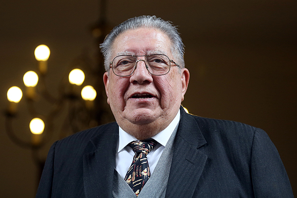 Colmed Santiago rinde homenaje al pianista nacional Valentín Trujillo -  Colegio Médico Santiago